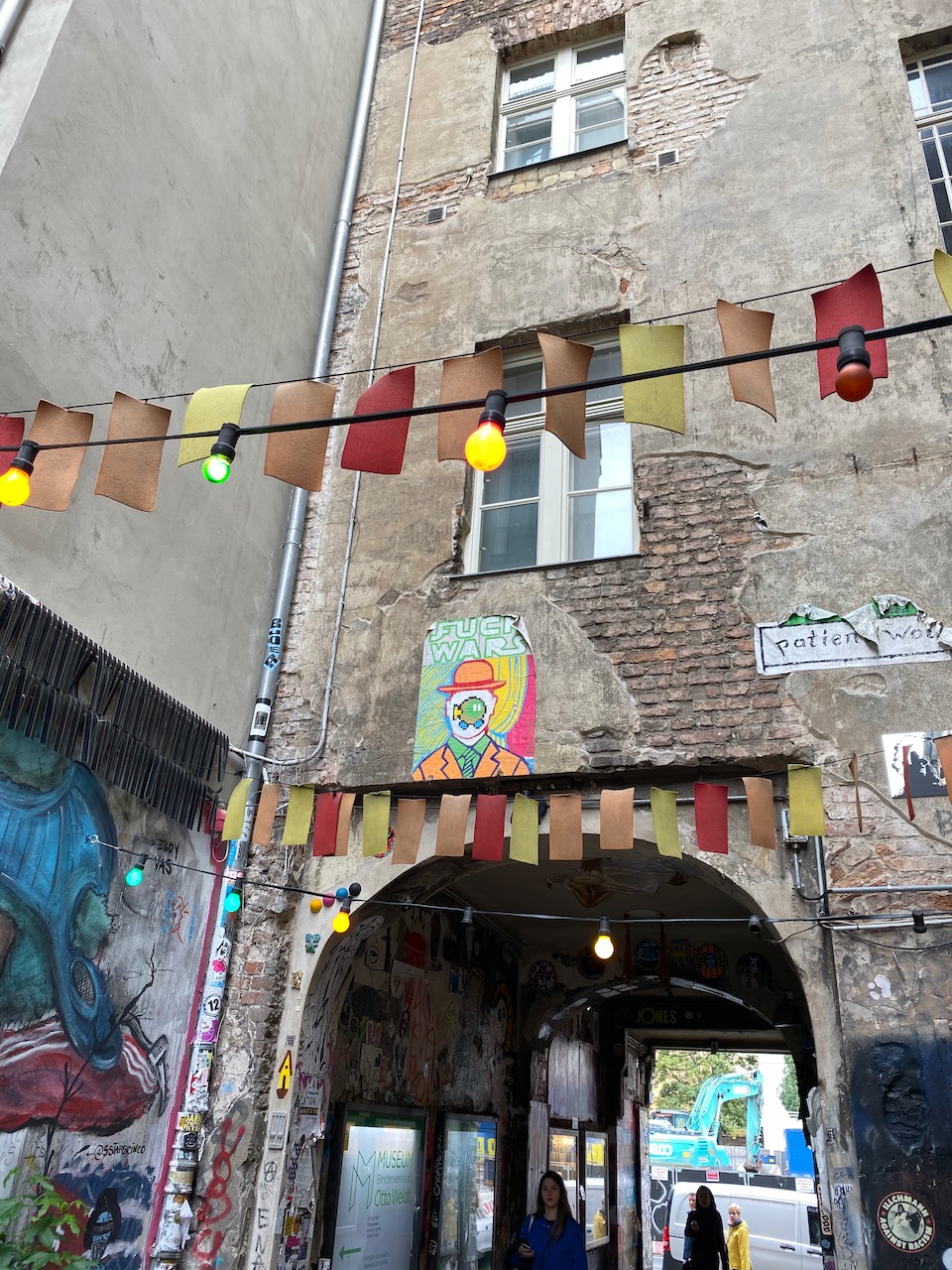 Haus Schwarzenberg street art